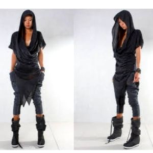 Demobaza Hooded Top. Black. S/m